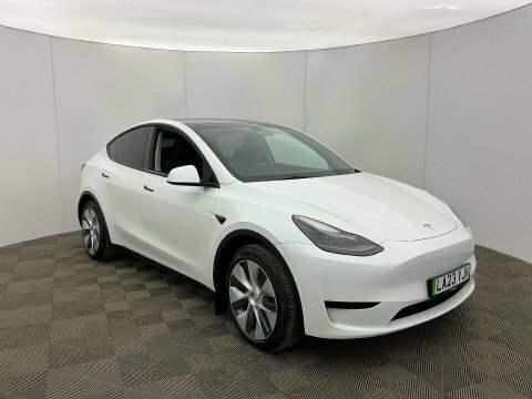 Tesla Model Y Model Y Rwd LA23YJK White #2