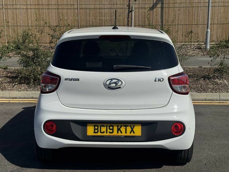 Hyundai I10 1.2 Premium Se White #3