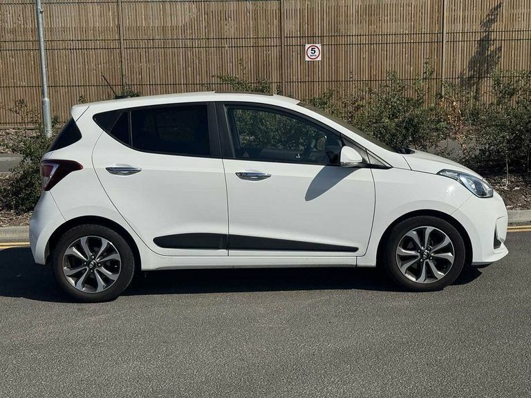 Hyundai I10 1.2 Premium Se White #2