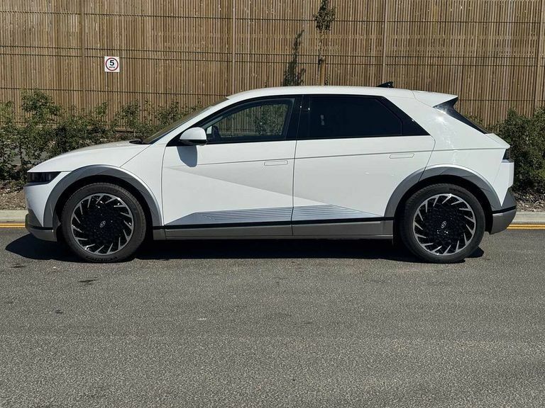 Hyundai Ioniq 5 160Kw Ultimate 73 Kwh YS22BPF White #4