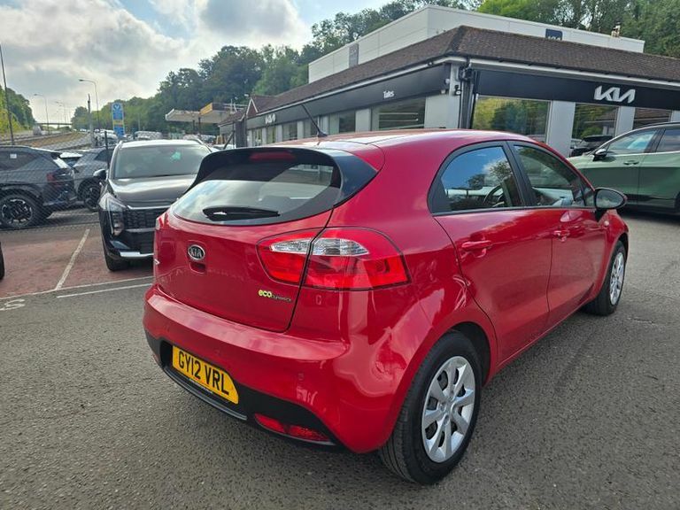 Kia RIO 1.1 Crdi 1 Ecodynamics Red #3