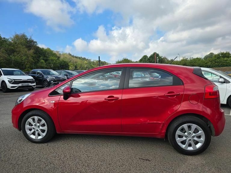 Kia RIO 1.1 Crdi 1 Ecodynamics Red #6
