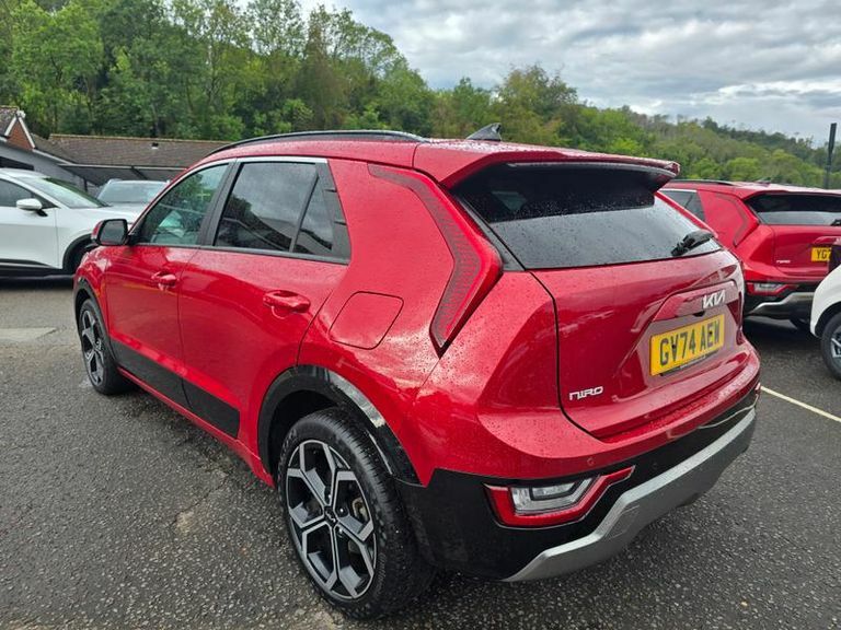 Kia Niro 1.6 Gdi 127 Hybrid 3 Dct Red #5
