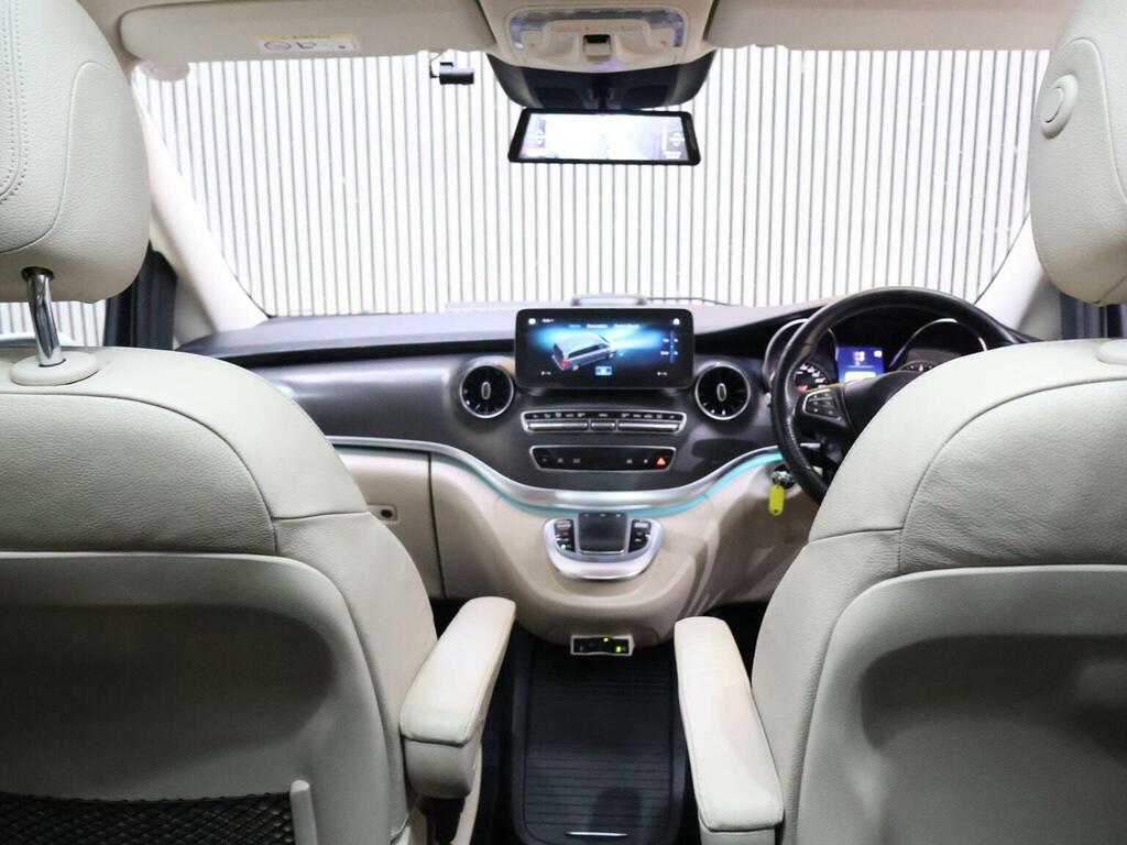 Mercedes-Benz V Class #59