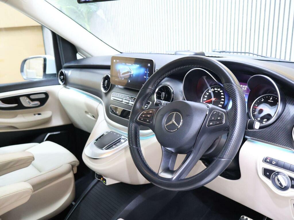 Mercedes-Benz V Class #12