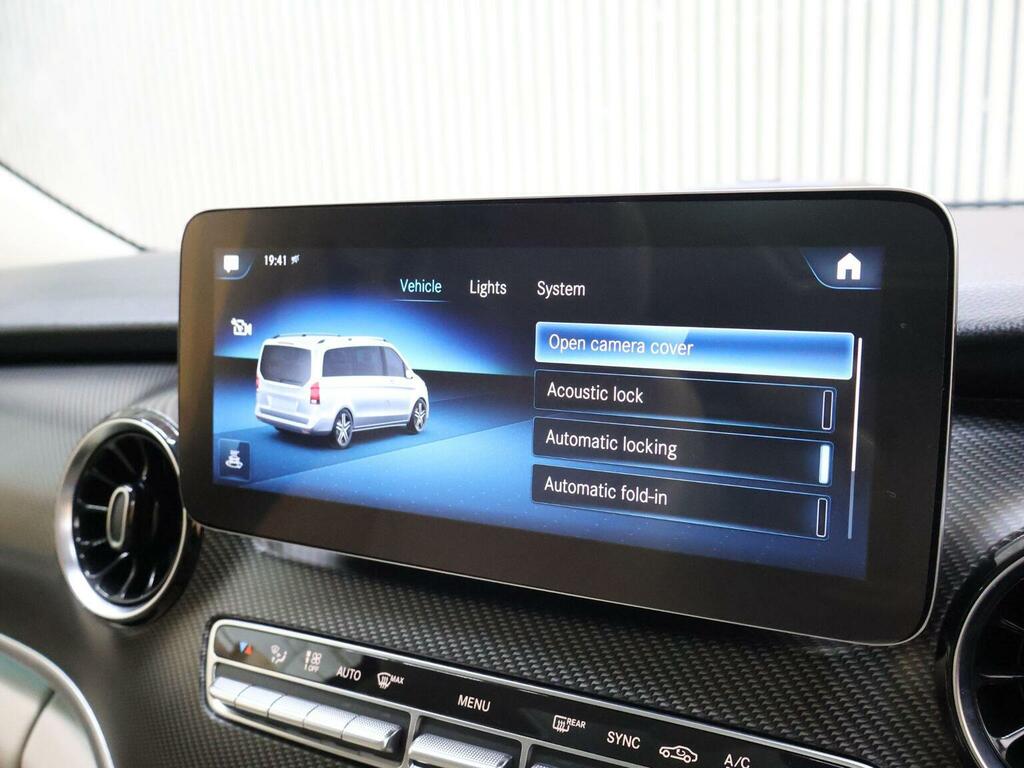 Mercedes-Benz V Class #47