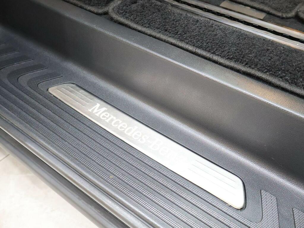 Mercedes-Benz V Class #66