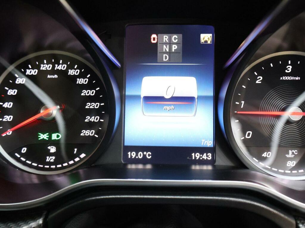 Mercedes-Benz V Class #54