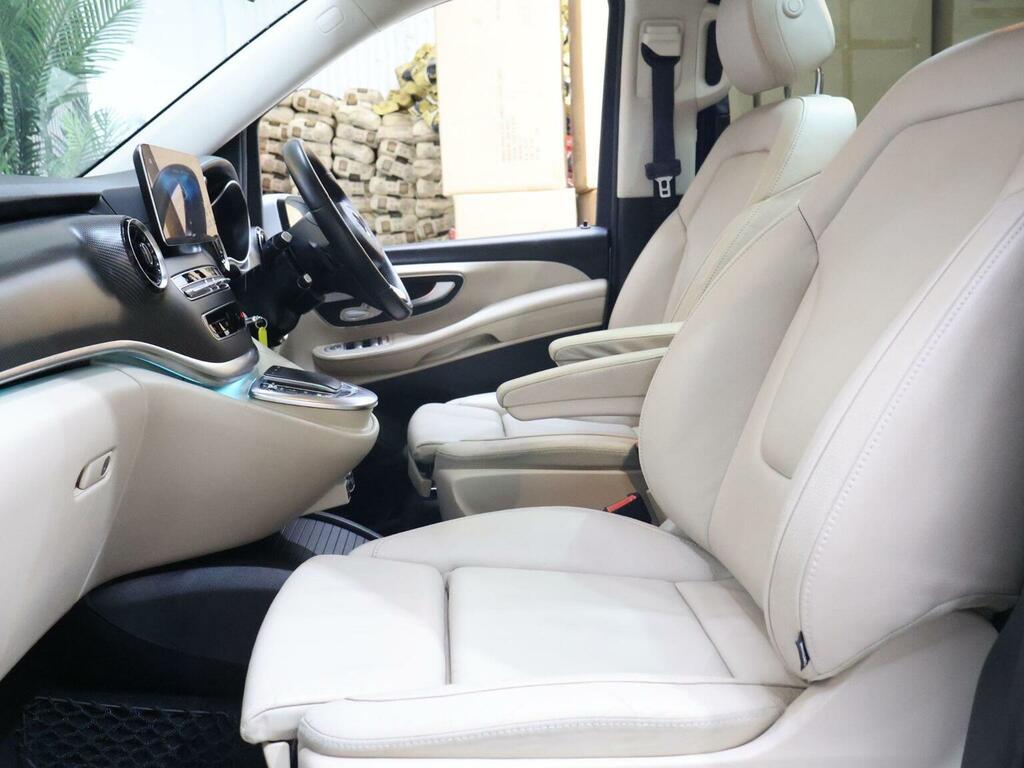 Mercedes-Benz V Class #28