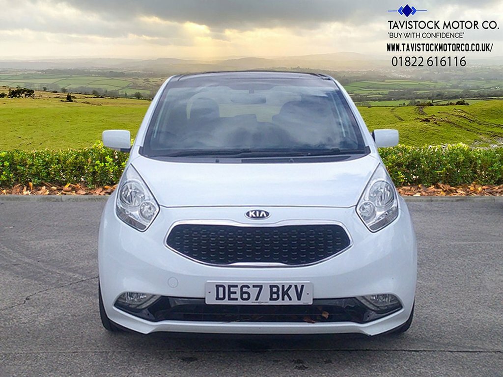 Kia Venga 1.6L 4 White #3