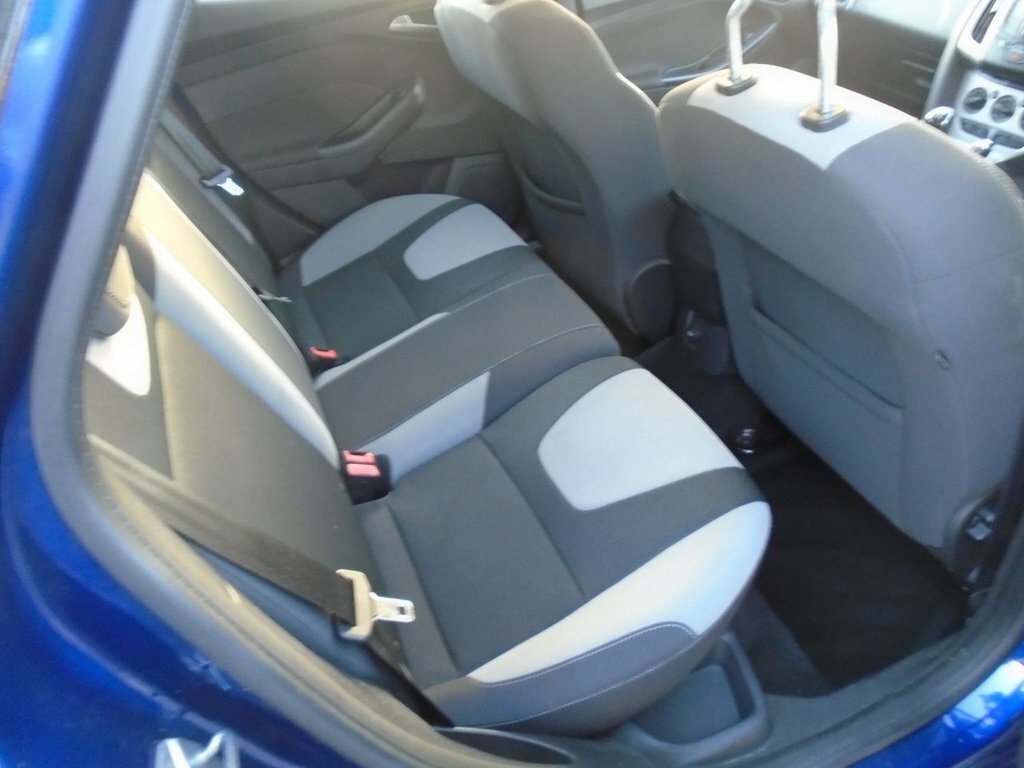 Ford Focus Hatchback WG64BVE Blue #6