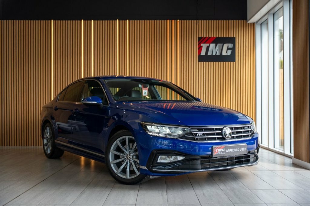 Volkswagen Passat 1.5 Tsi Evo R-line Saloon Euro 6 Blue