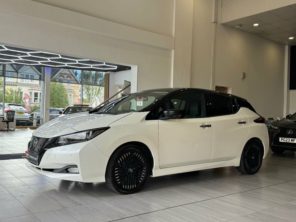 Nissan Leaf 39Kwh Tekna Hatchback 150 Ps WJ72NOH White #3