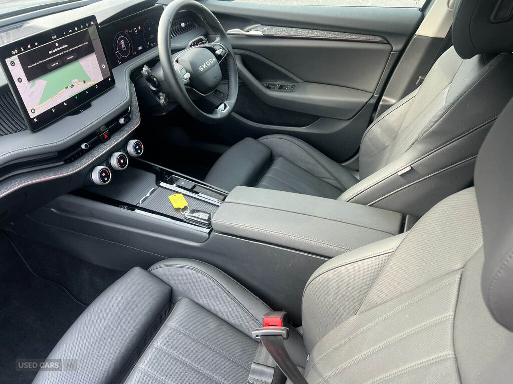 Skoda Superb 2.0 Tdi Se L Dsg Grey #3