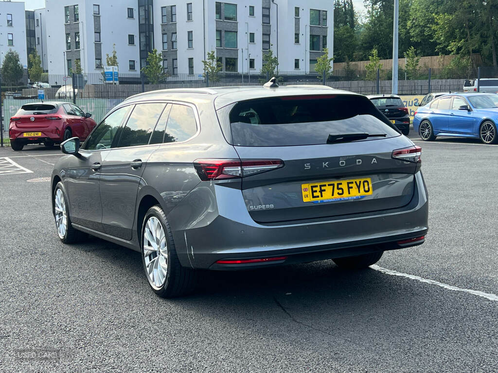 Skoda Superb 2.0 Tdi Se L Dsg Grey #2