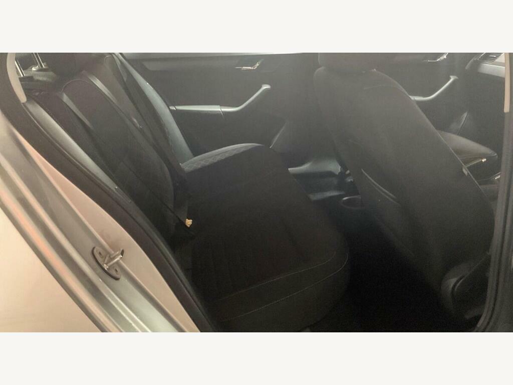 Skoda Rapid 1.2L Se Tech Blue #8