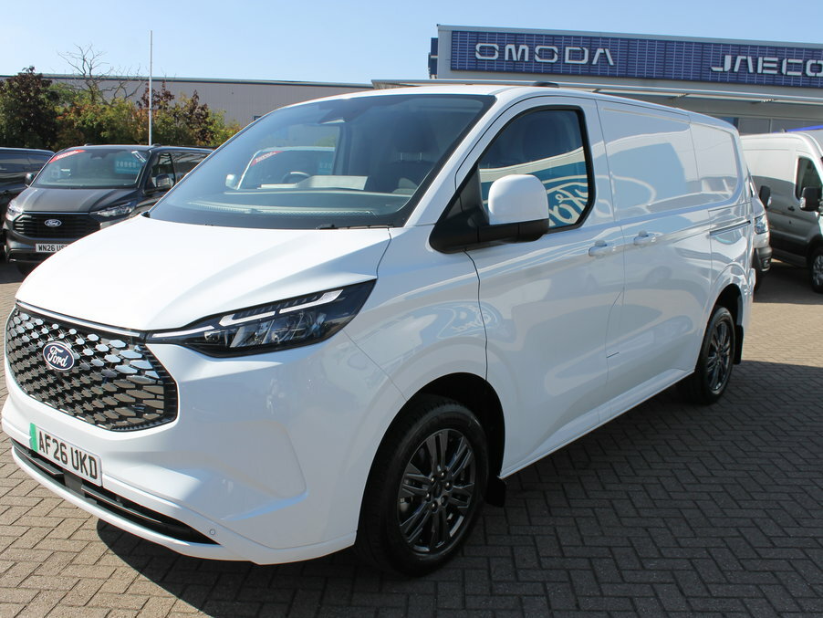 Ford Transit Custom 100Kw 65Kwh H1 Van Limited AF26UKD White #3