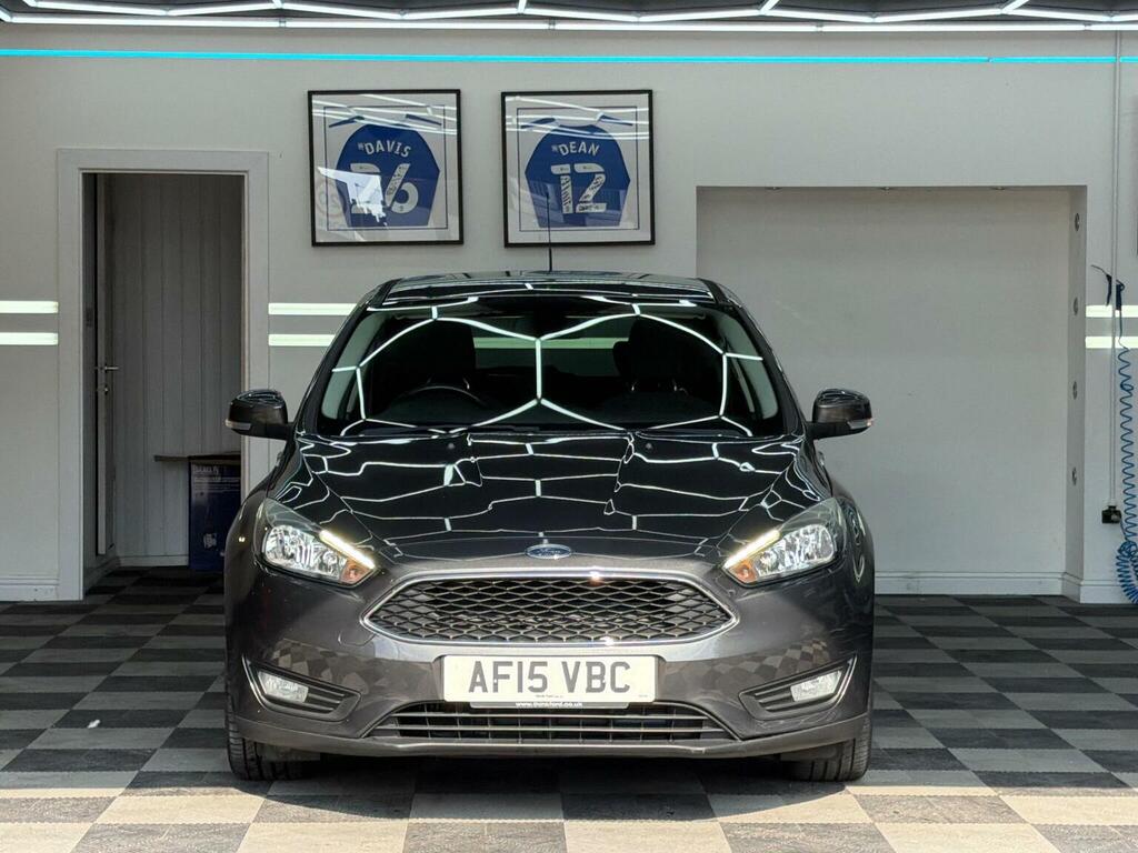 Ford Focus Hatchback 1.6 Tdci Zetec Euro 5 Ss 201515 Grey #3