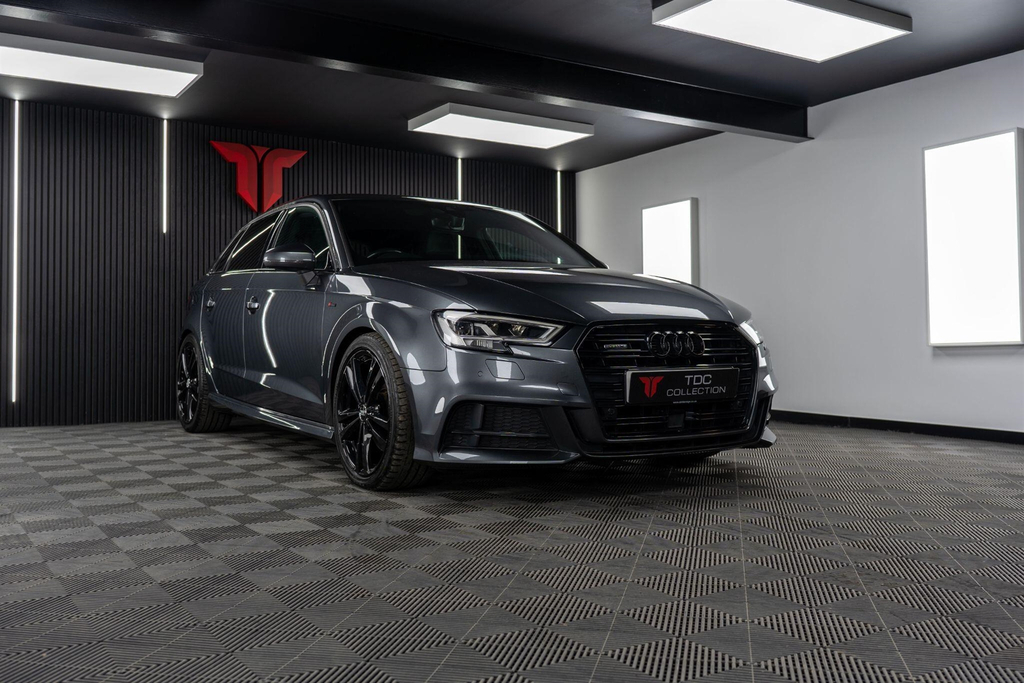 Audi A3 Hatchback RV67DFZ Grey #4