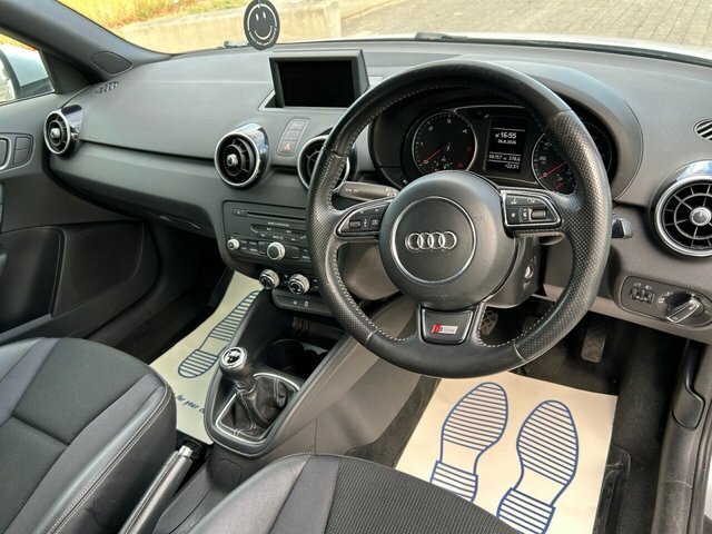 Audi A1 Tdi S Line Sportback FY63RFO Silver #3