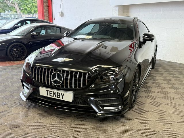 Mercedes-Benz E Class Automatic Black #3
