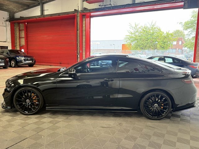 Mercedes-Benz E Class Automatic Black #4