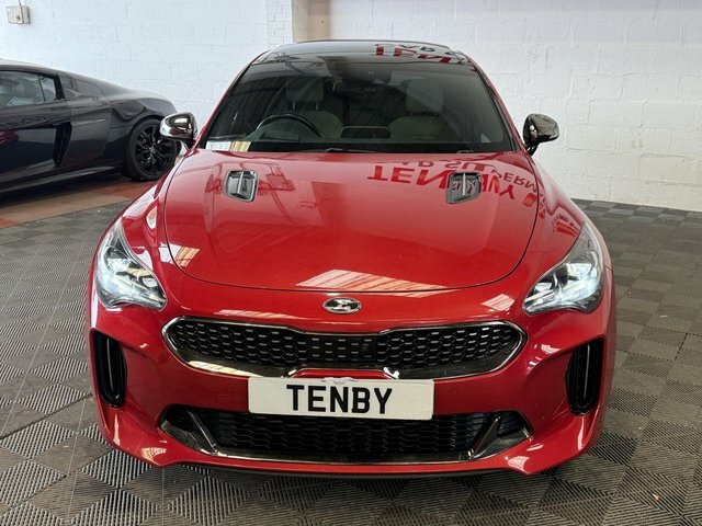 Kia Stinger Automatic Red #2