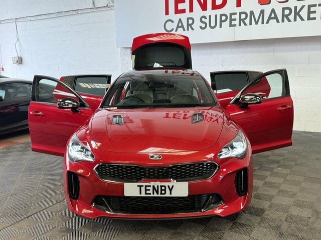Kia Stinger Hatchback Grey #9