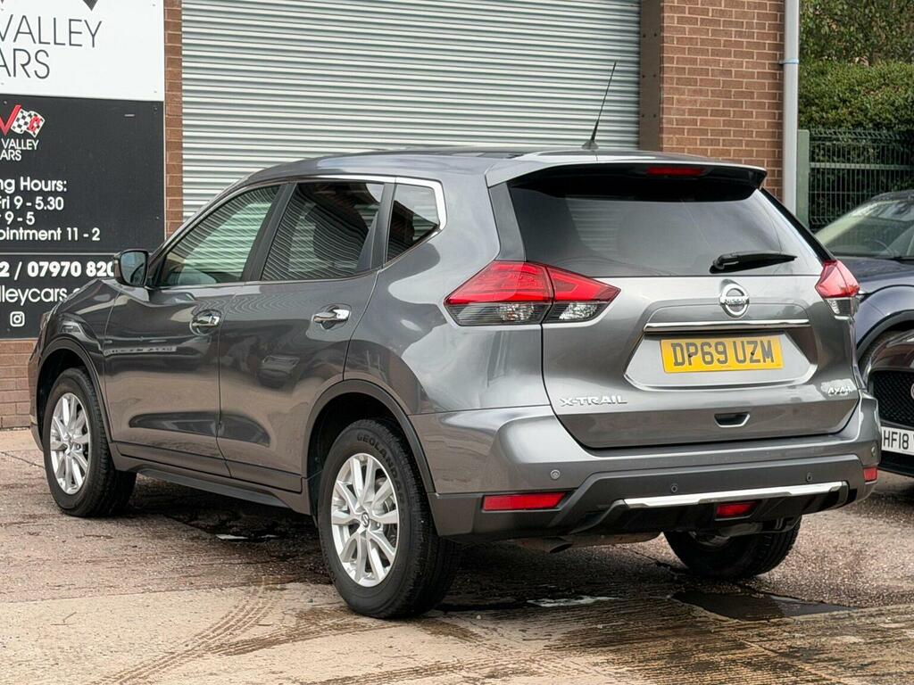 Nissan X-Trail Red #11