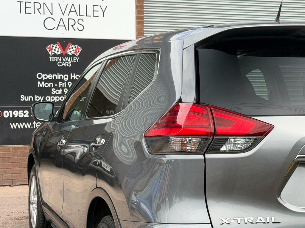 Nissan X-Trail Red #80