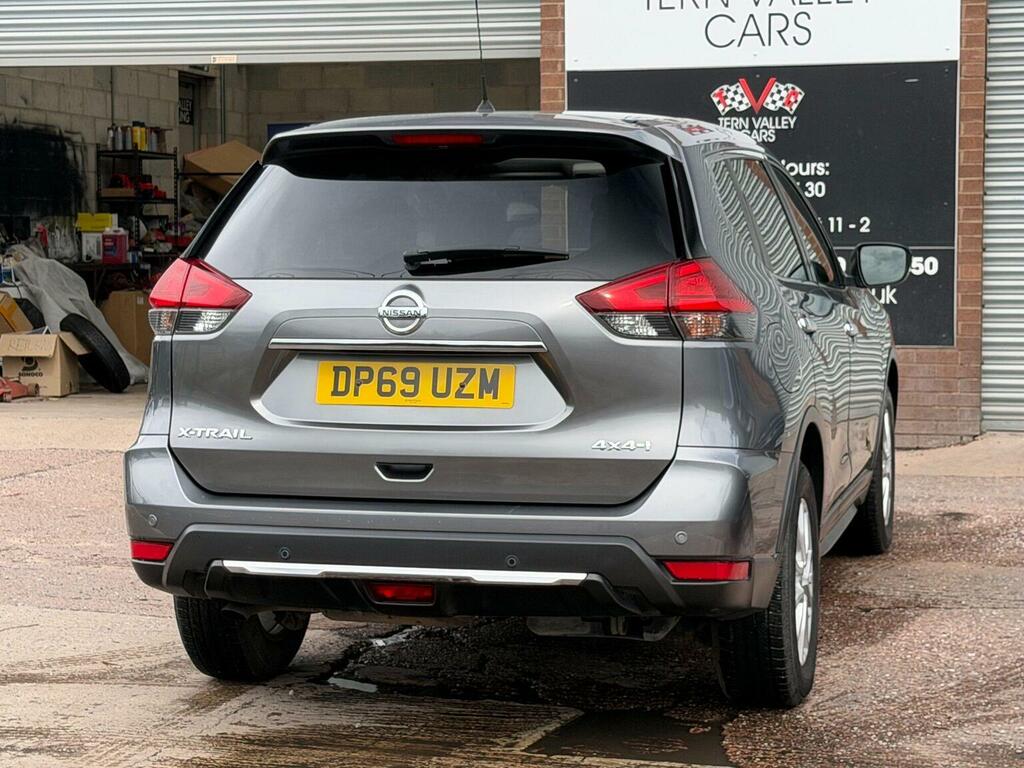Nissan X-Trail Red #27