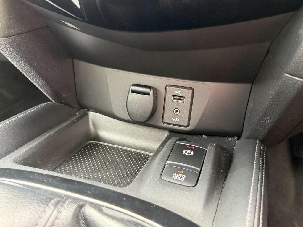 Nissan X-Trail Red #50