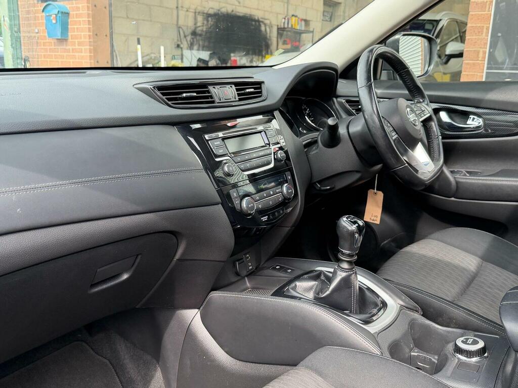 Nissan X-Trail Red #35