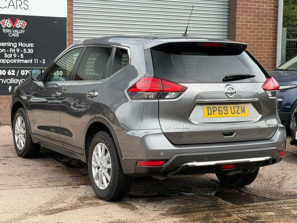 Nissan X-Trail Red #24
