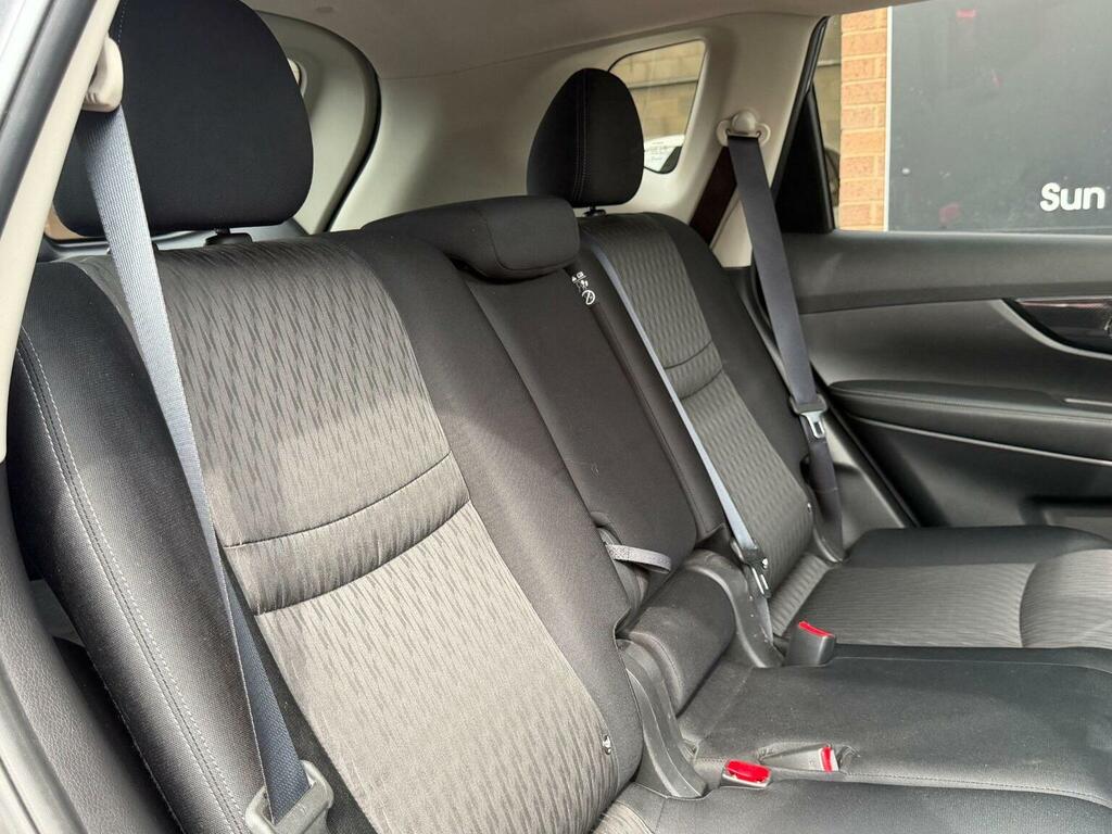 Nissan X-Trail Red #55