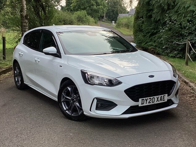 Ford Focus Ecoblue St-line Hatchback DY20XAE White #2