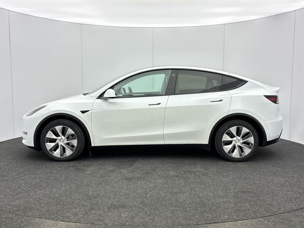 Tesla Model Y Dual Motor Long Range 4Wde White #6