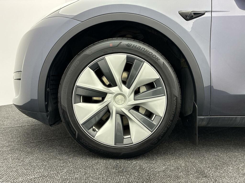 Tesla Model Y Auto Rwd 5dr Silver #4