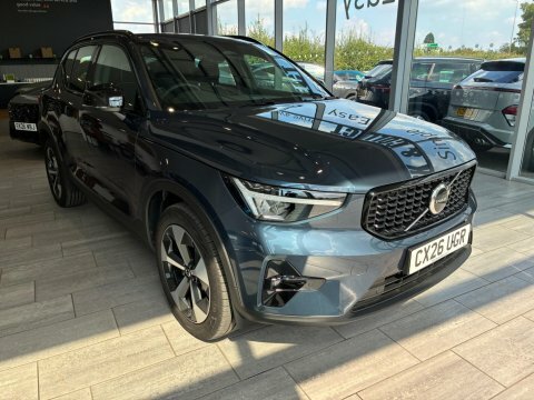 Volvo XC40 2.0 B4 Mhev CX26UGR