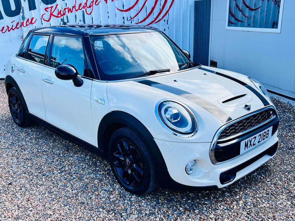 Mini Hatch 2.0 Cooper S II White