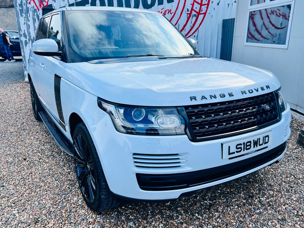 Land Rover Range Rover 4.4 Sdv8 Vogue K8HMK White #2