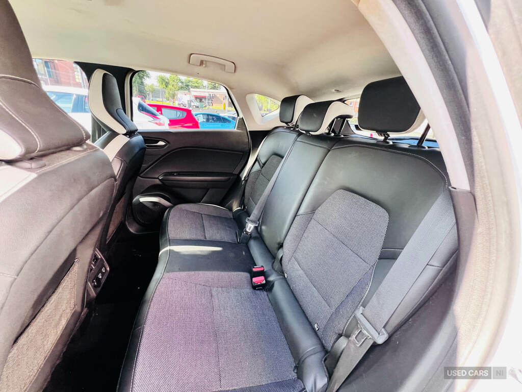 Renault Captur 1.3 Tce 140 Iconic Edc Grey #20