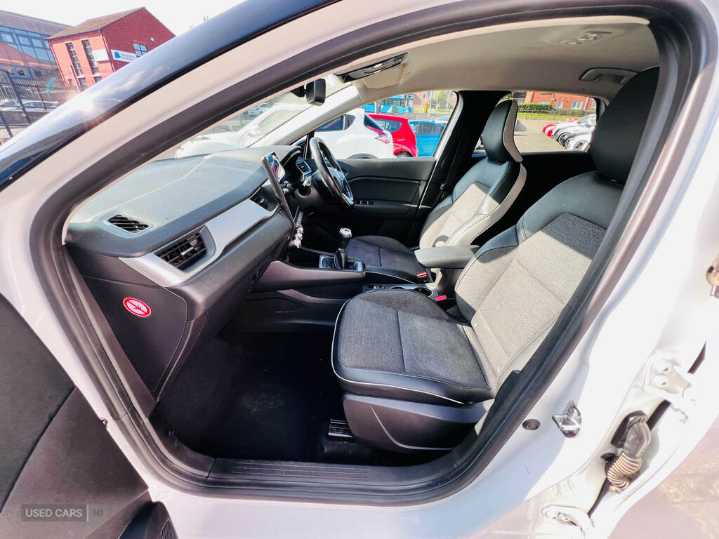 Renault Captur 1.3 Tce 140 Iconic Edc Grey #19
