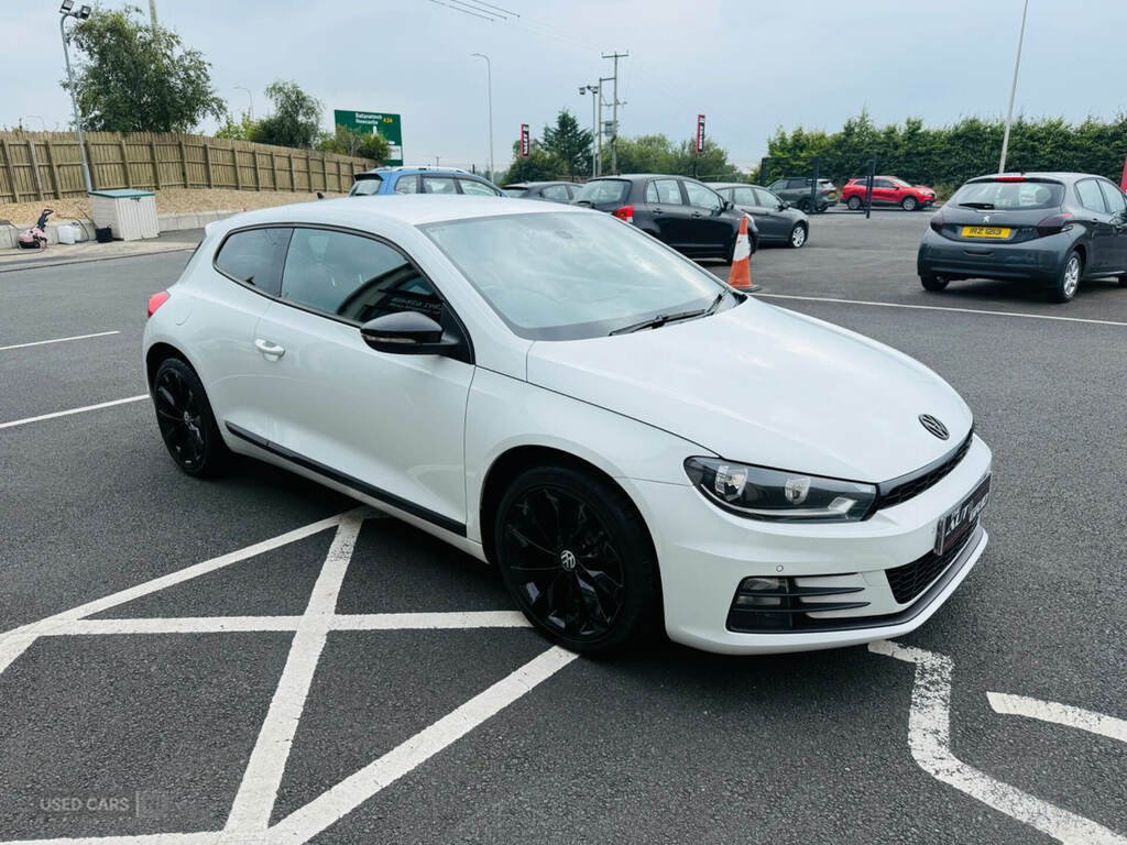 Volkswagen Scirocco 2.0 Tdi Bluemotion Tech Gt White #3