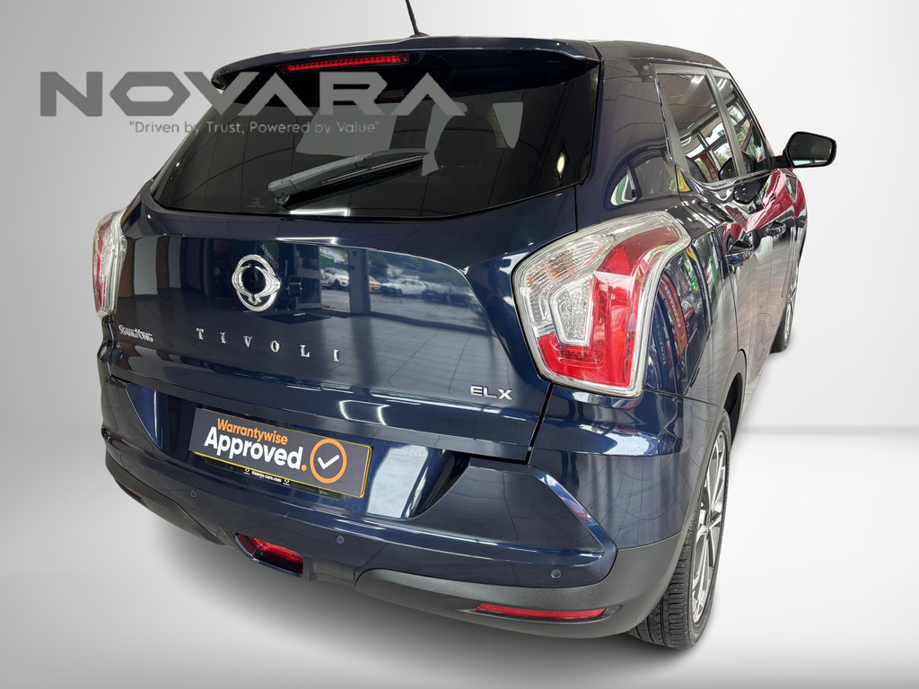 SsangYong Tivoli 1.6 E White #6