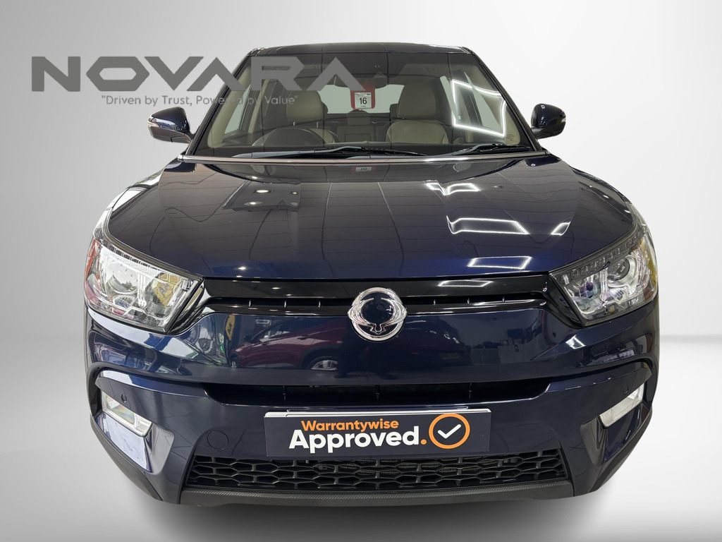 SsangYong Tivoli 1.6 E White #3