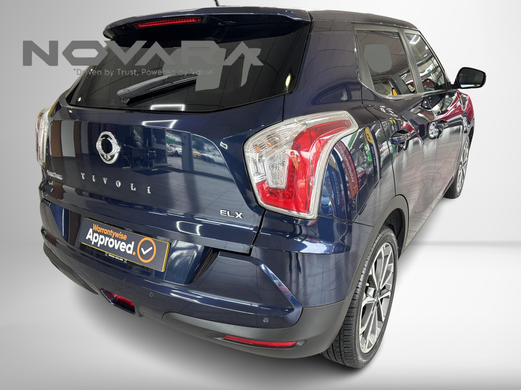 SsangYong Tivoli 1.6 E White #7