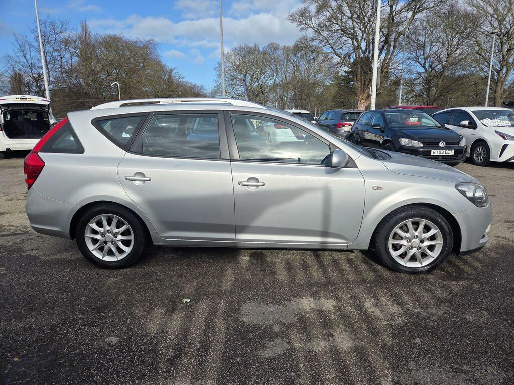 Kia Ceed 1.6 Crdi Ecodynamics 2 Sports Wagon Euro 4 Ss 5 Silver #2