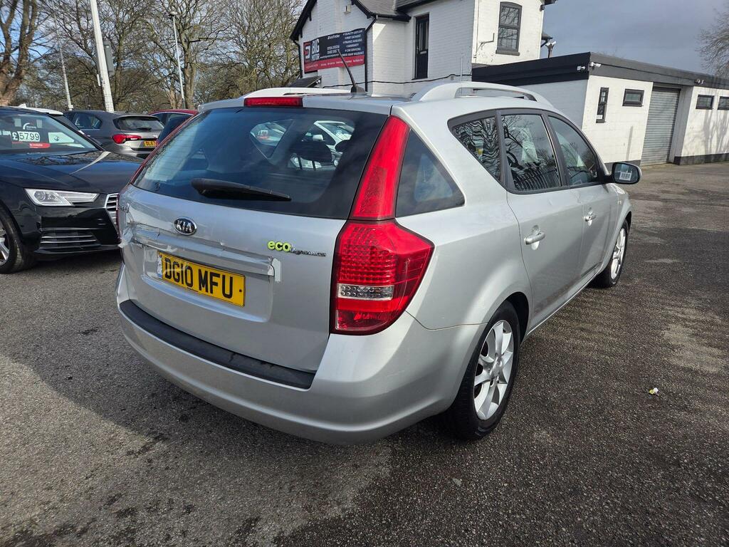 Kia Ceed 1.6 Crdi Ecodynamics 2 Sports Wagon Euro 4 Ss 5 Silver #3