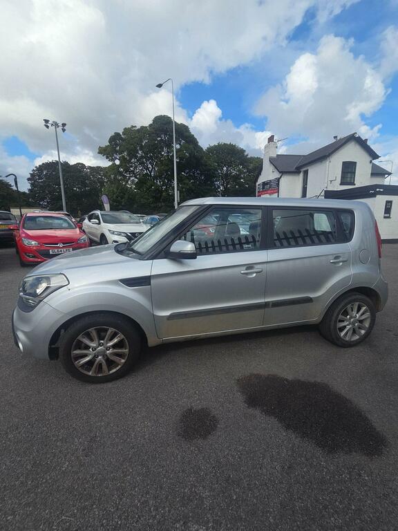 Kia Soul 1.6 Crdi 2 Euro 5 Silver #4